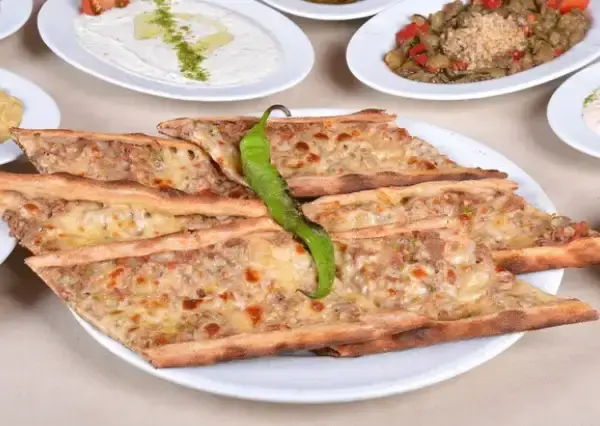 Karışık Pide